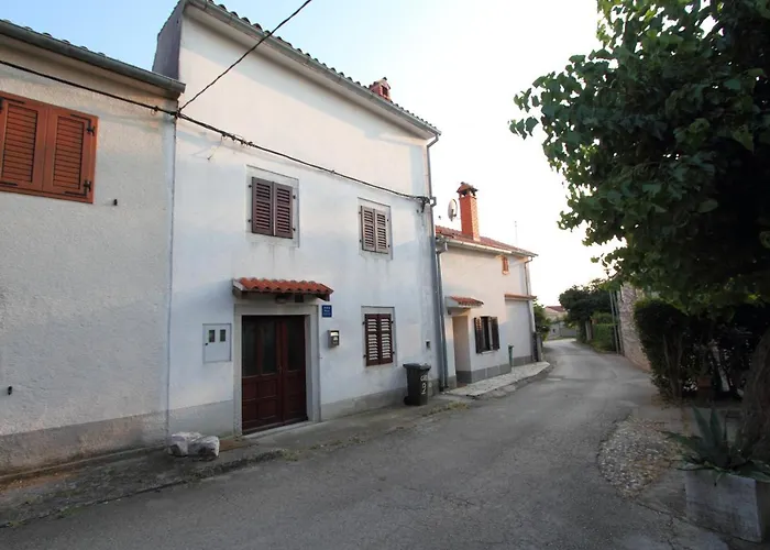 Holiday Home Marko Funtana