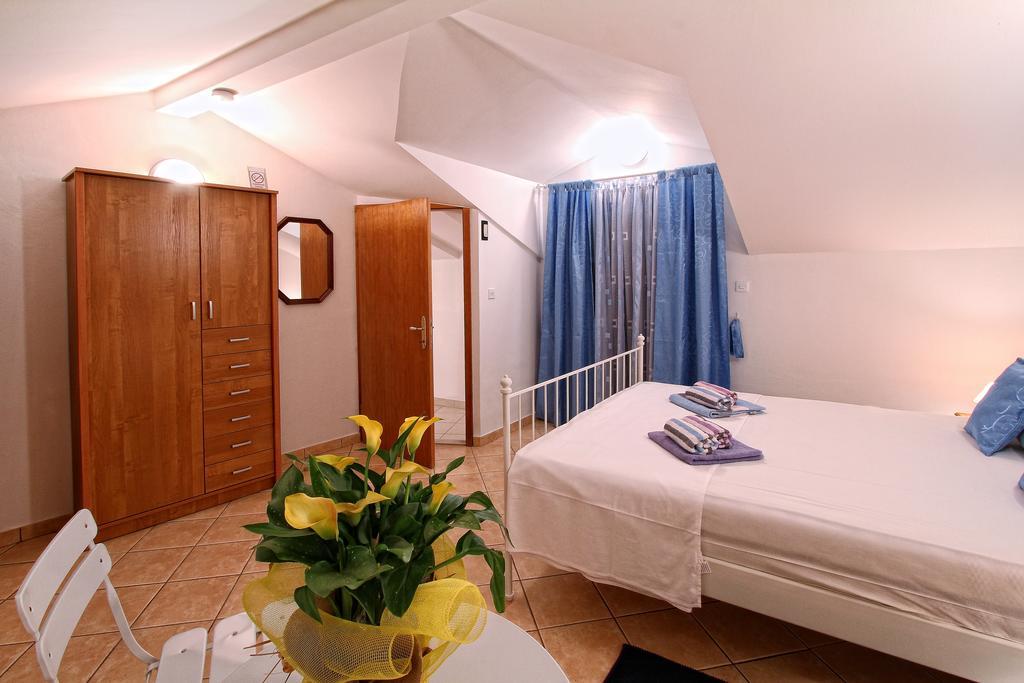 Holiday home Holiday Marko Funtana